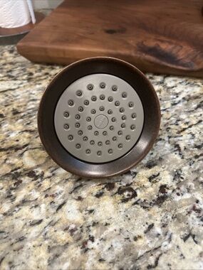 Moen 6302ORB Oil Rubbed Bronze Shower Head 2.5GPM 4-3/8" Across NWOB